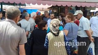 На рынке Степанакерта с большим воодушевлением встретили представителей движения…